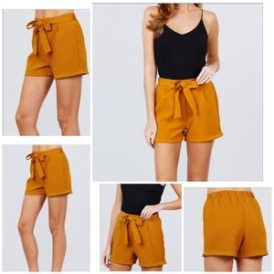 Front tie w/elastic band short pants